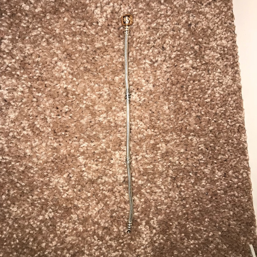 Pandora bracelet & a heart charm ❤️